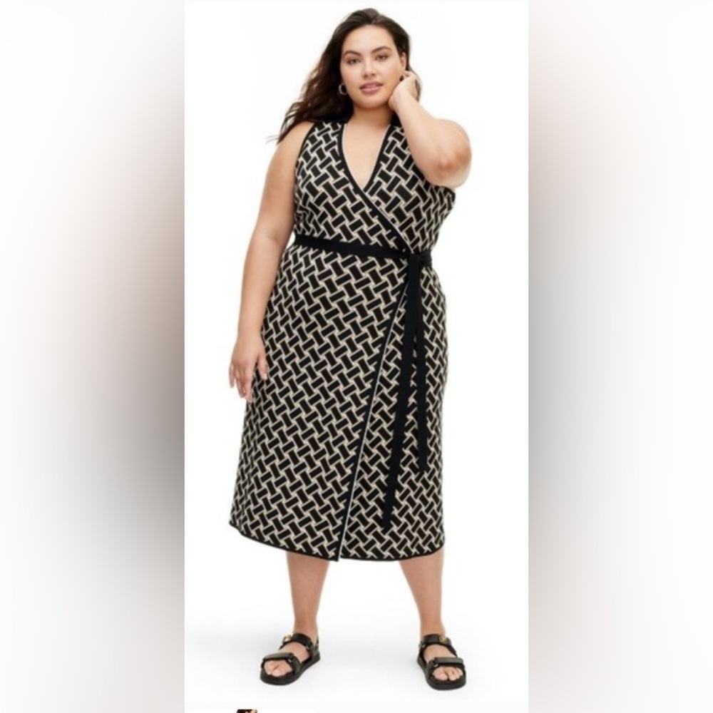 Diane Von Furstenberg for Target Black and Cream Halter Dress